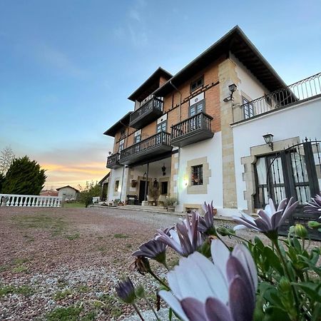 Hotel Palacio La Casona De Серрасо Экстерьер фото