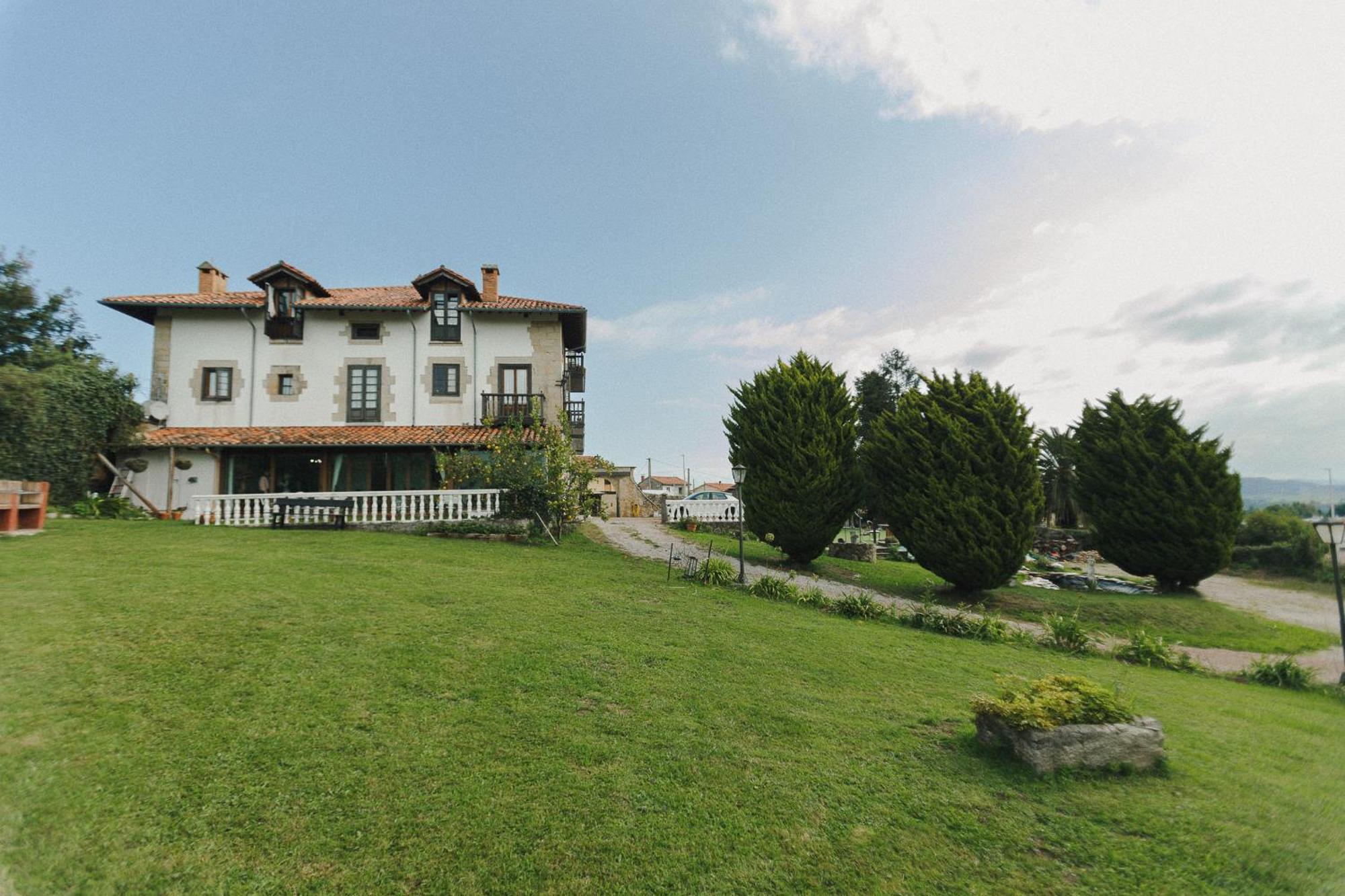 Hotel Palacio La Casona De Серрасо Экстерьер фото