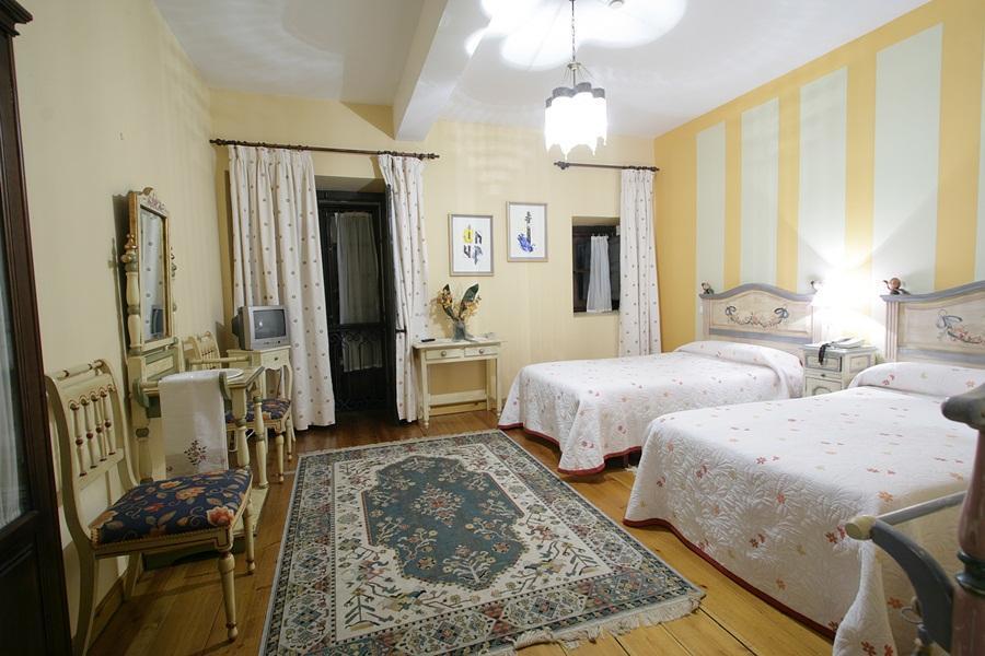 Hotel Palacio La Casona De Серрасо Экстерьер фото