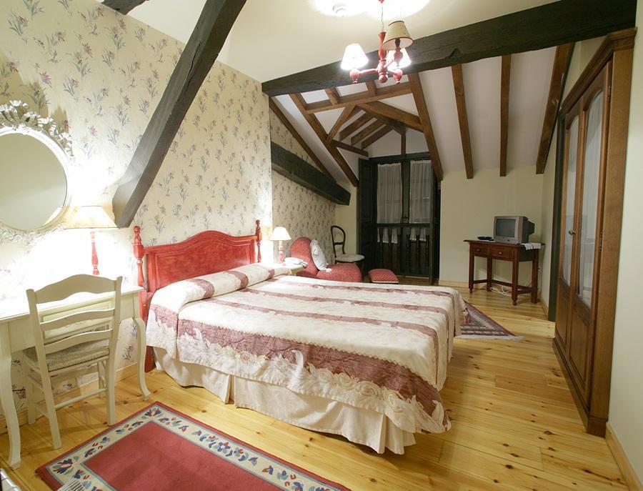 Hotel Palacio La Casona De Серрасо Экстерьер фото